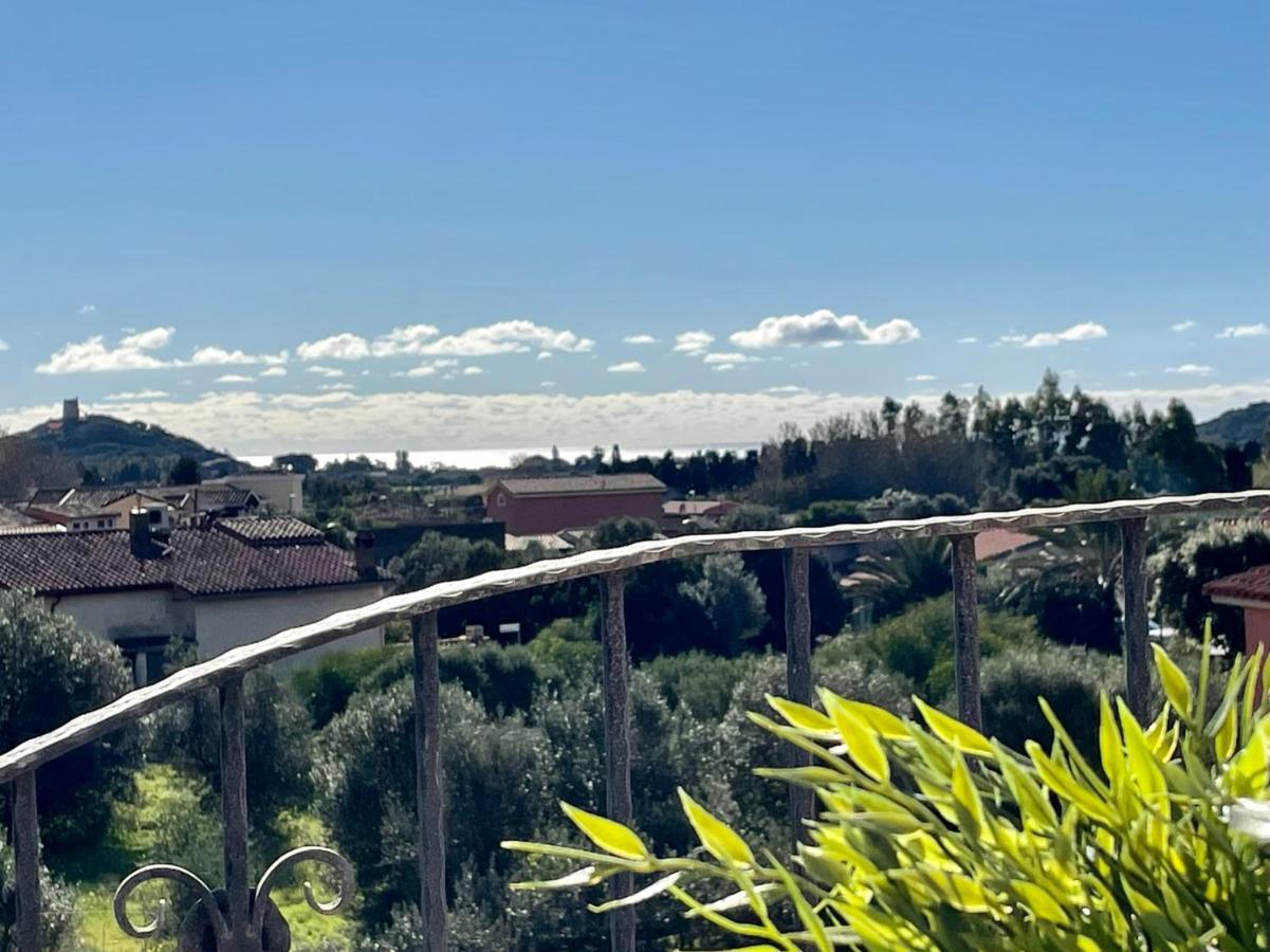 Casa Delle Farfalle Chia Dış mekan fotoğraf
